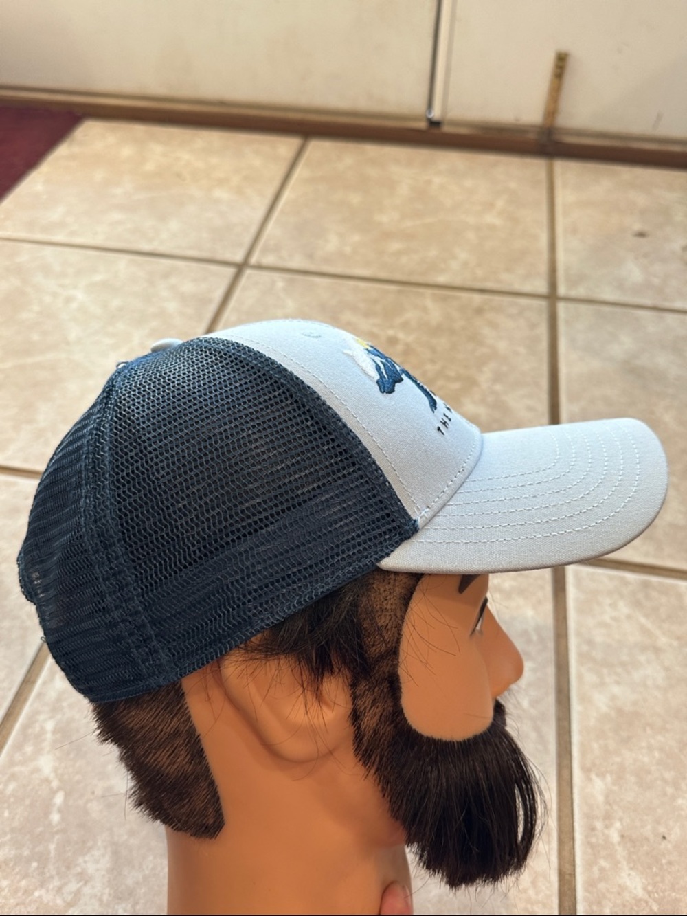 The North Face light blue & Navy Bear Landscape Trucker Hat - Picture 4 of 7